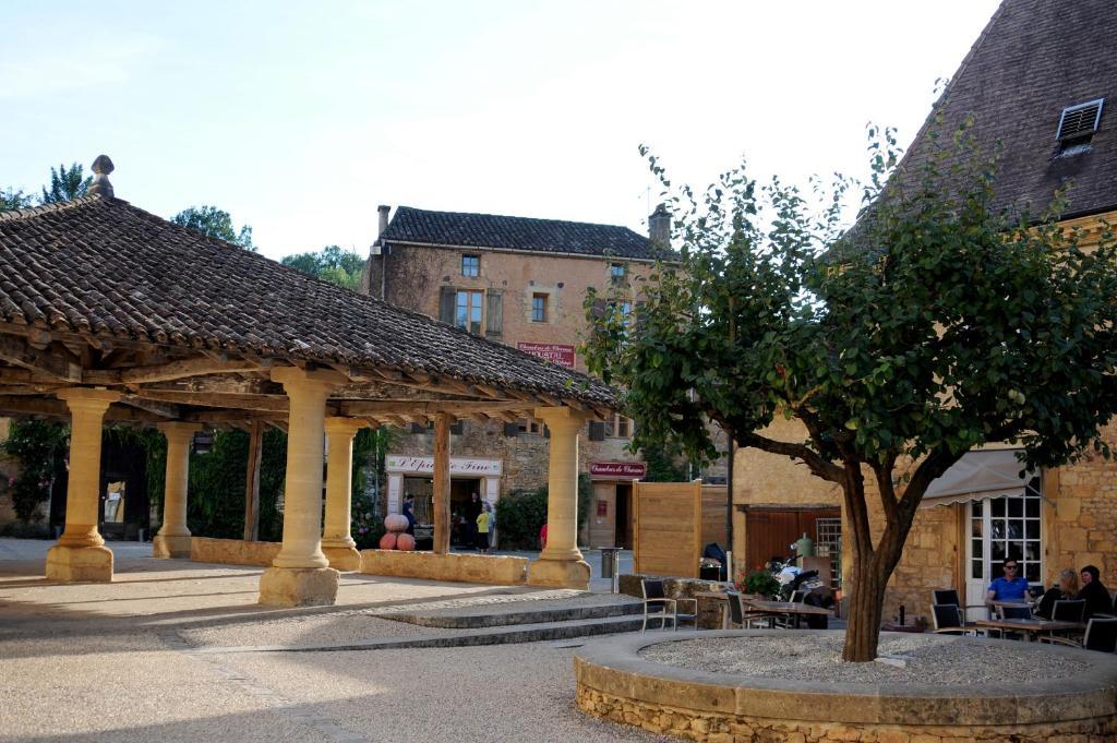 Cadouin Les Songes De L'Abbaye Bed & Breakfast エクステリア 写真